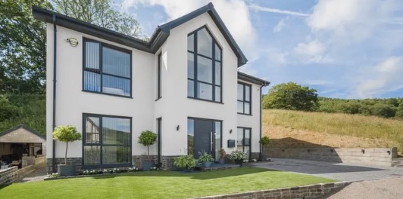 Detached family home — Cyncoed, Cardiff